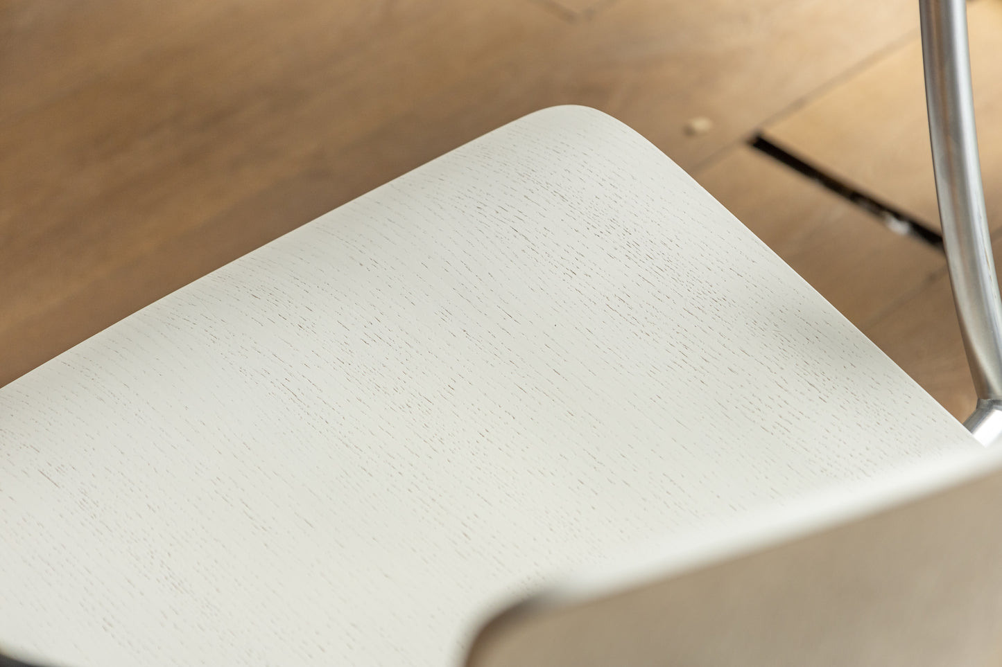 Fritz Hansen Vico Duo 金屬腳扶手椅 OLDANMARK