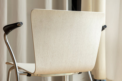 Fritz Hansen Vico Duo 金屬腳扶手椅 OLDANMARK