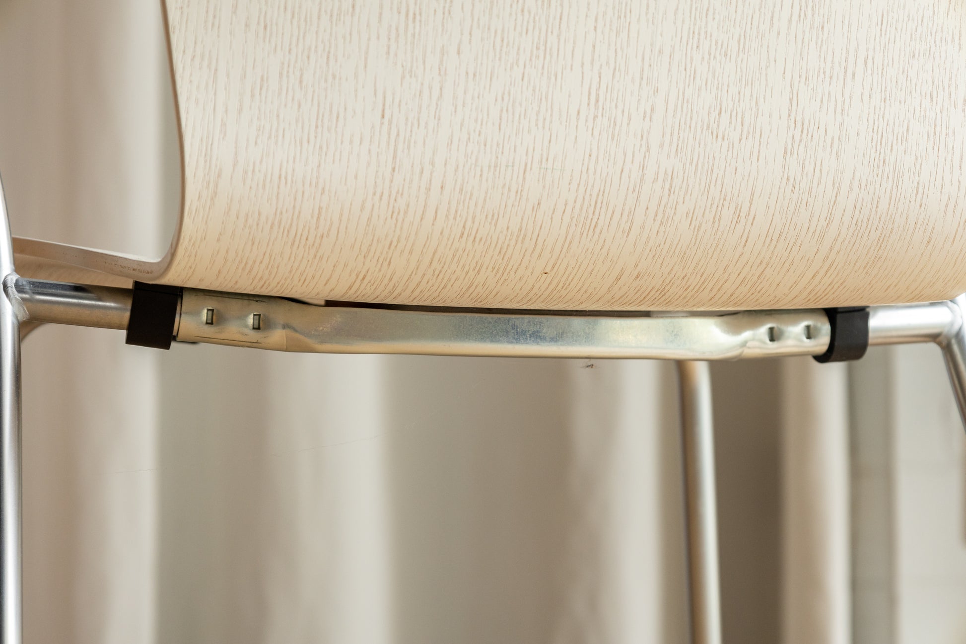 Fritz Hansen Vico Duo 金屬腳扶手椅 OLDANMARK