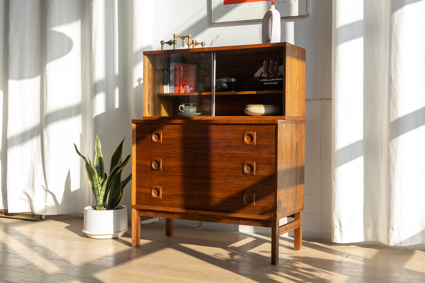 丹麥 玫瑰木 兩件式 玻璃 展示櫃 OLDANMARK