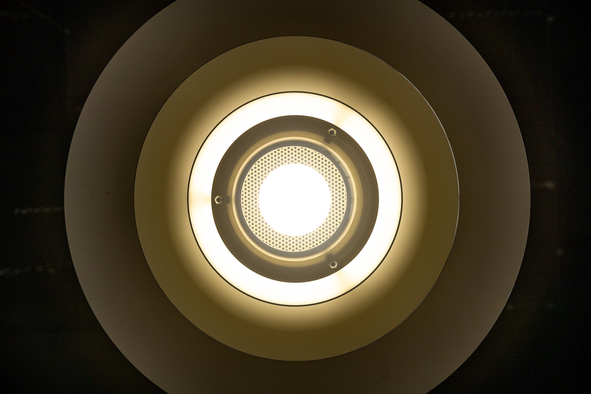 Design Light a/s 丹麥 Bolero 白色吊燈 (副本) OLDANMARK