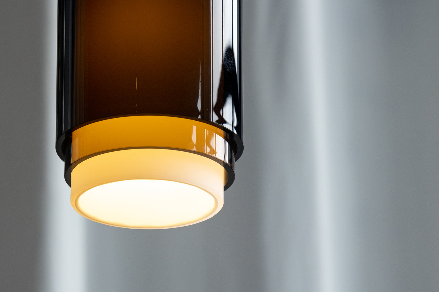 Trine Penlau Swop 圓柱 磁吸 吊燈 OLDANMARK