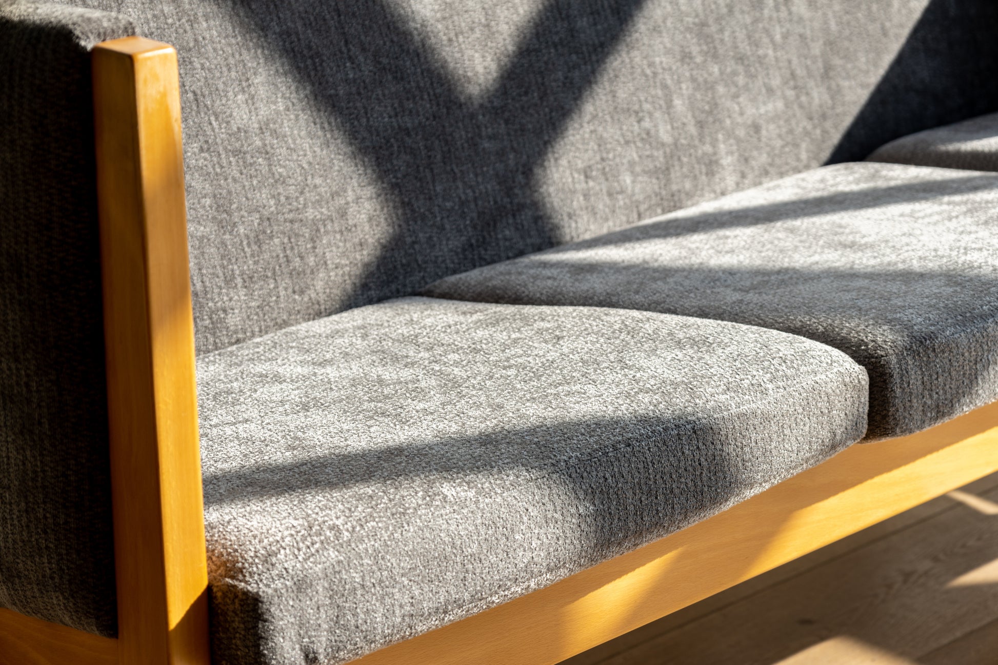 Hans J. Wegner GE285 灰色 三人沙發 OLDANMARK