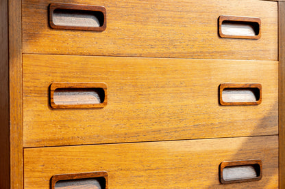 Poul Hundevad 丹麥 柚木 八抽 邊櫃 OLDANMARK