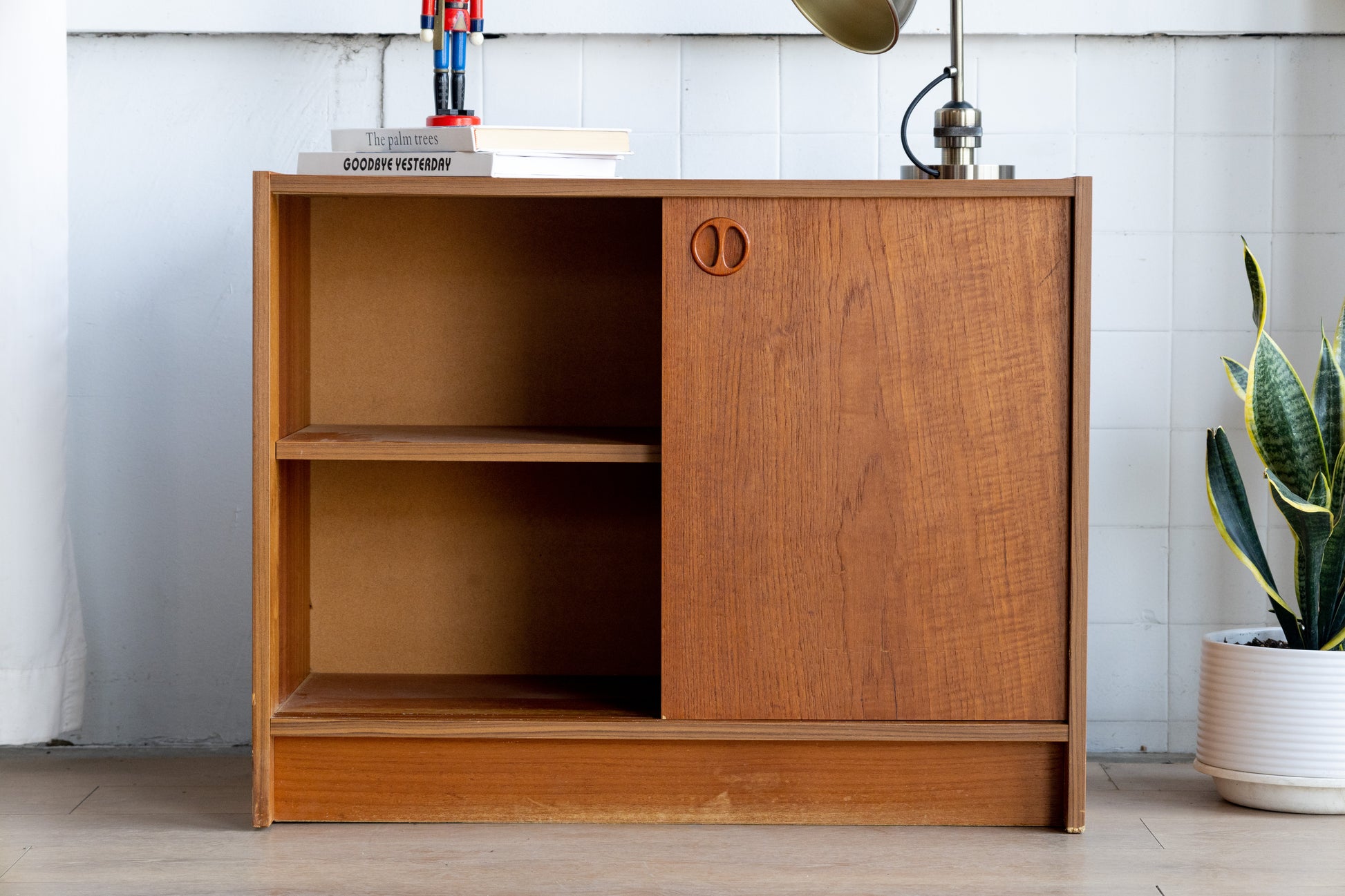 丹麥 柚木 雙門 滑門 邊櫃 OLDANMARK