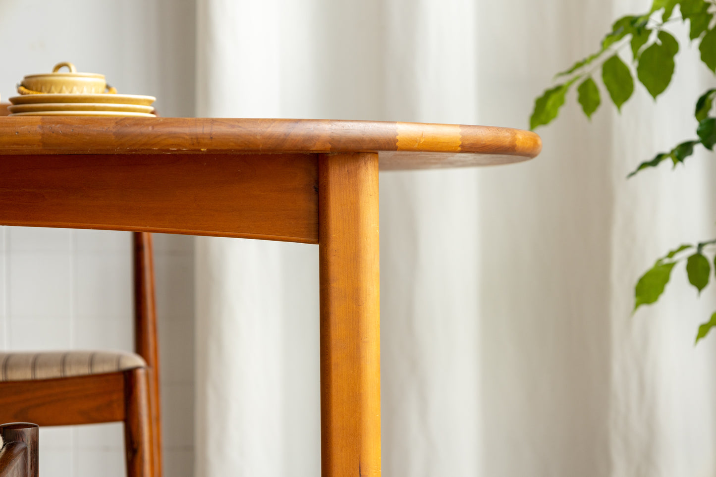丹麥 實木 橢圓延伸餐桌 OLDANMARK