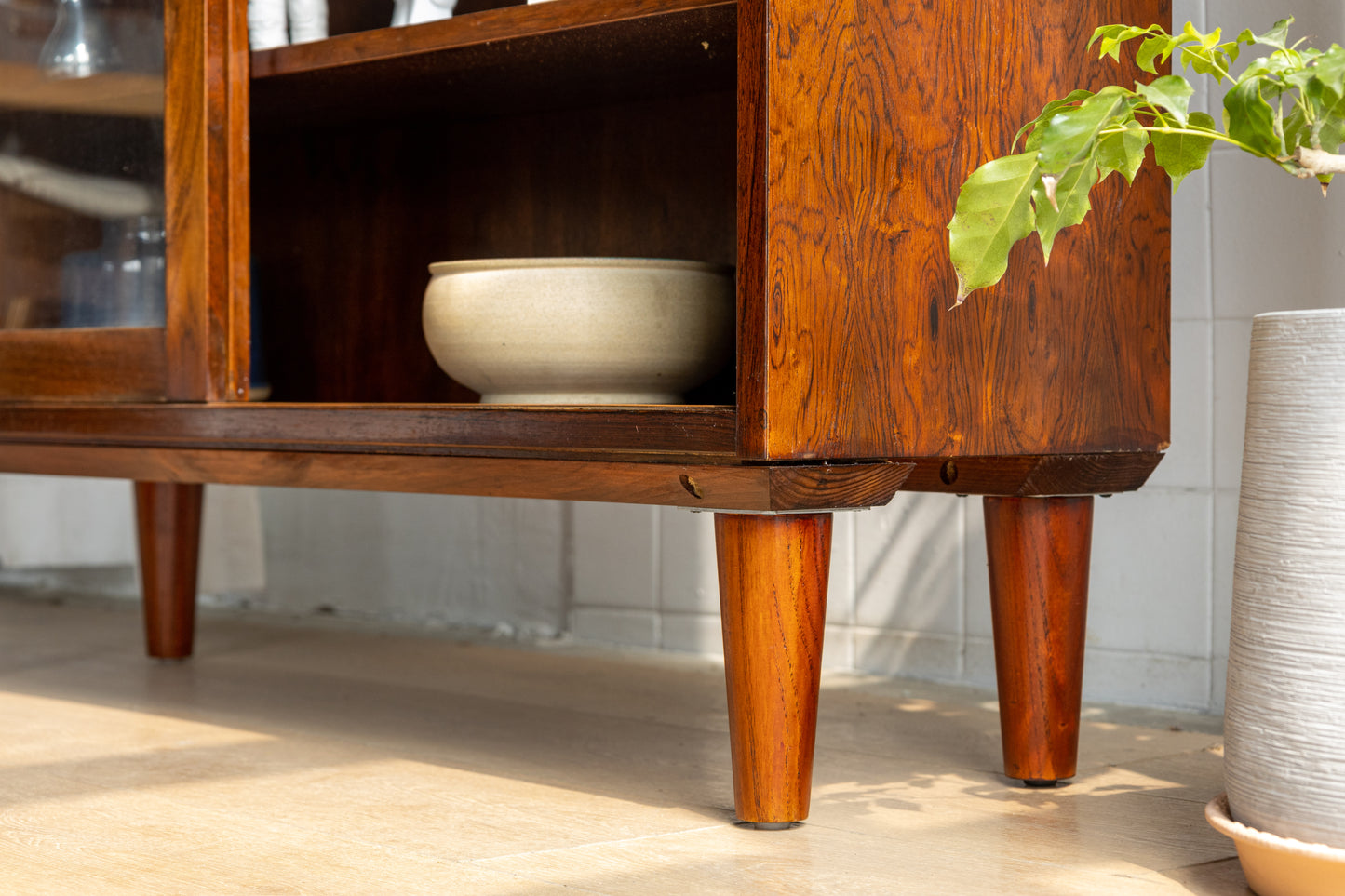 丹麥 玫瑰木 玻璃 滑門 邊櫃 OLDANMARK