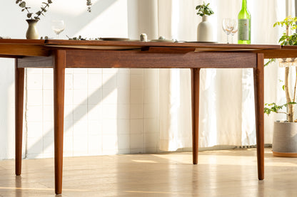 丹麥 柚木 抽拉式 延伸 餐桌 OLDANMARK