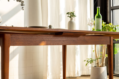 丹麥 柚木 抽拉式 延伸 餐桌 OLDANMARK