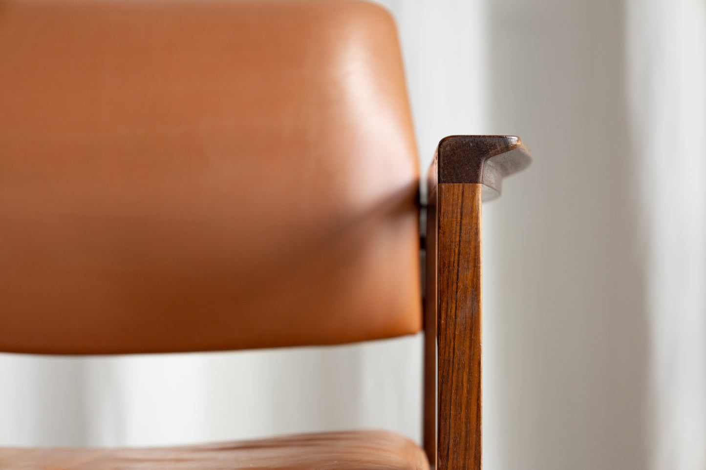 Knud Færch Model 358 扶手椅 OLDANMARK
