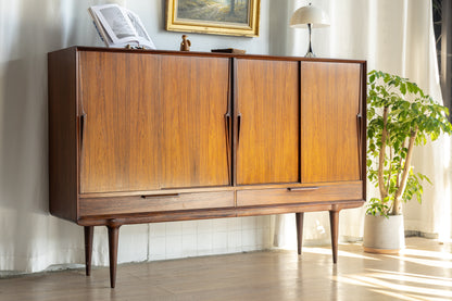 Gunni Omann Model 13 玫瑰木邊櫃 OLDANMARK