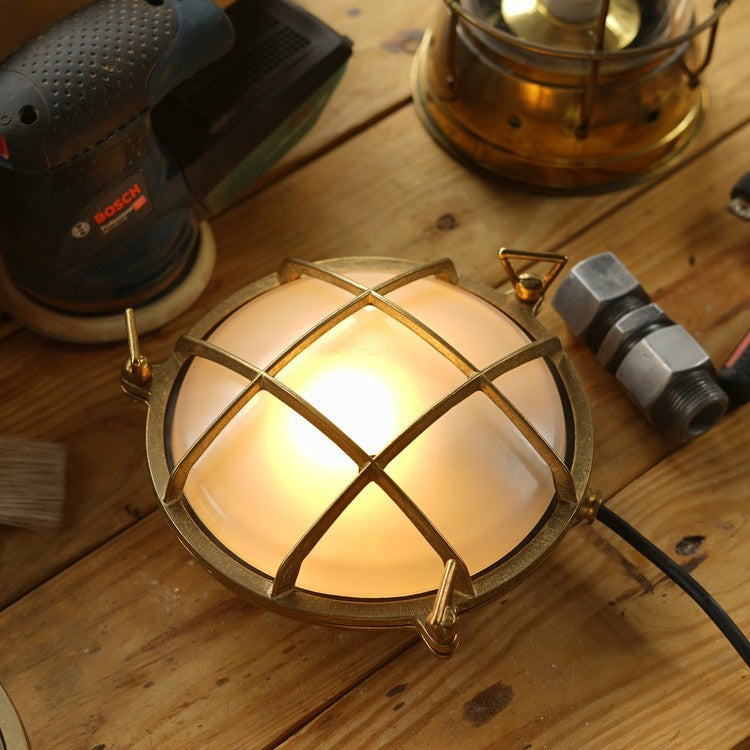 黃銅圓形 Grille 壁燈 #霧面玻璃