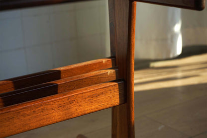 丹麥 翡冷翠瓷磚 三連桌