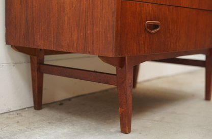 Egon Ostergaard 柚木 半圓 寫字櫃