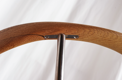 PP701 Minimal Chair