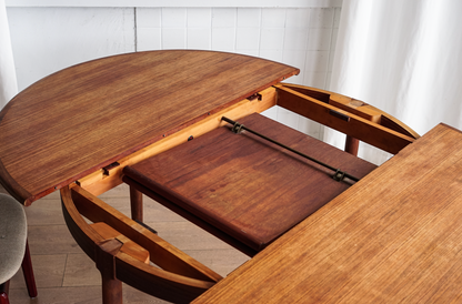 丹麥 Niels O. Møller Model 15 柚木 圓桌