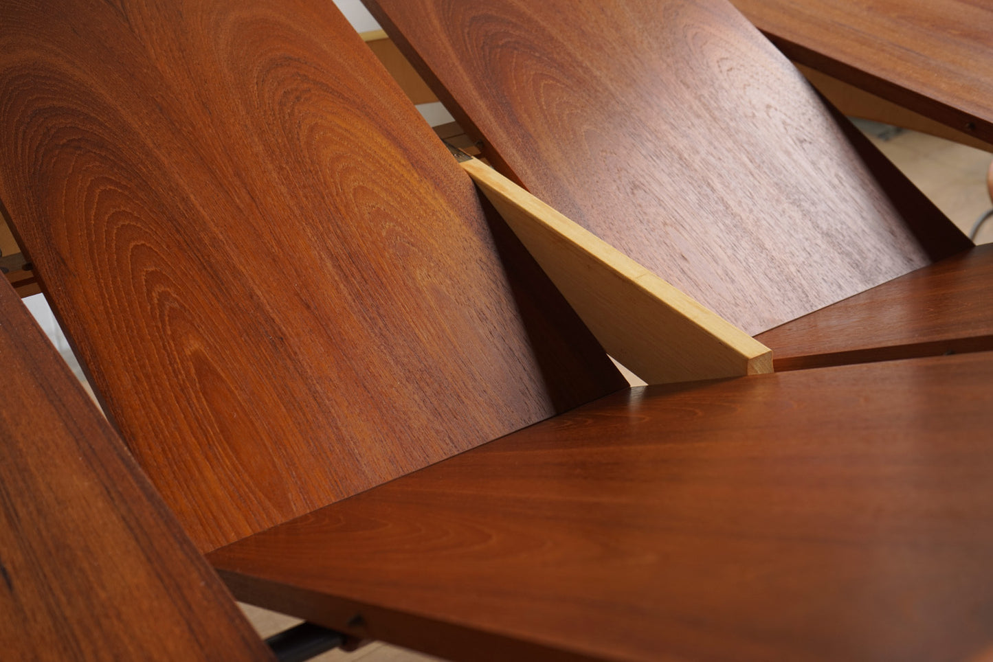 丹麥 柚木 圓形 蝴蝶延伸 餐桌