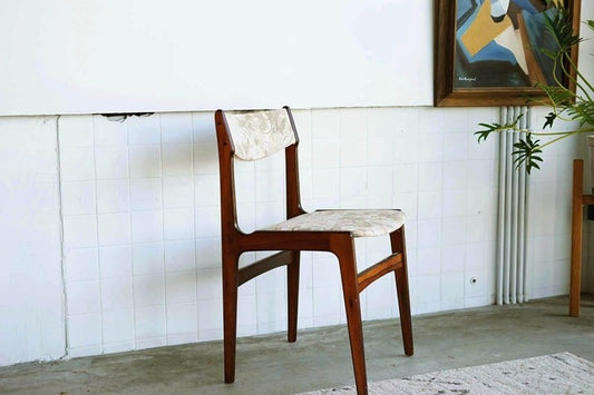 丹麥 Erik Buch 古典白色坐墊 餐椅