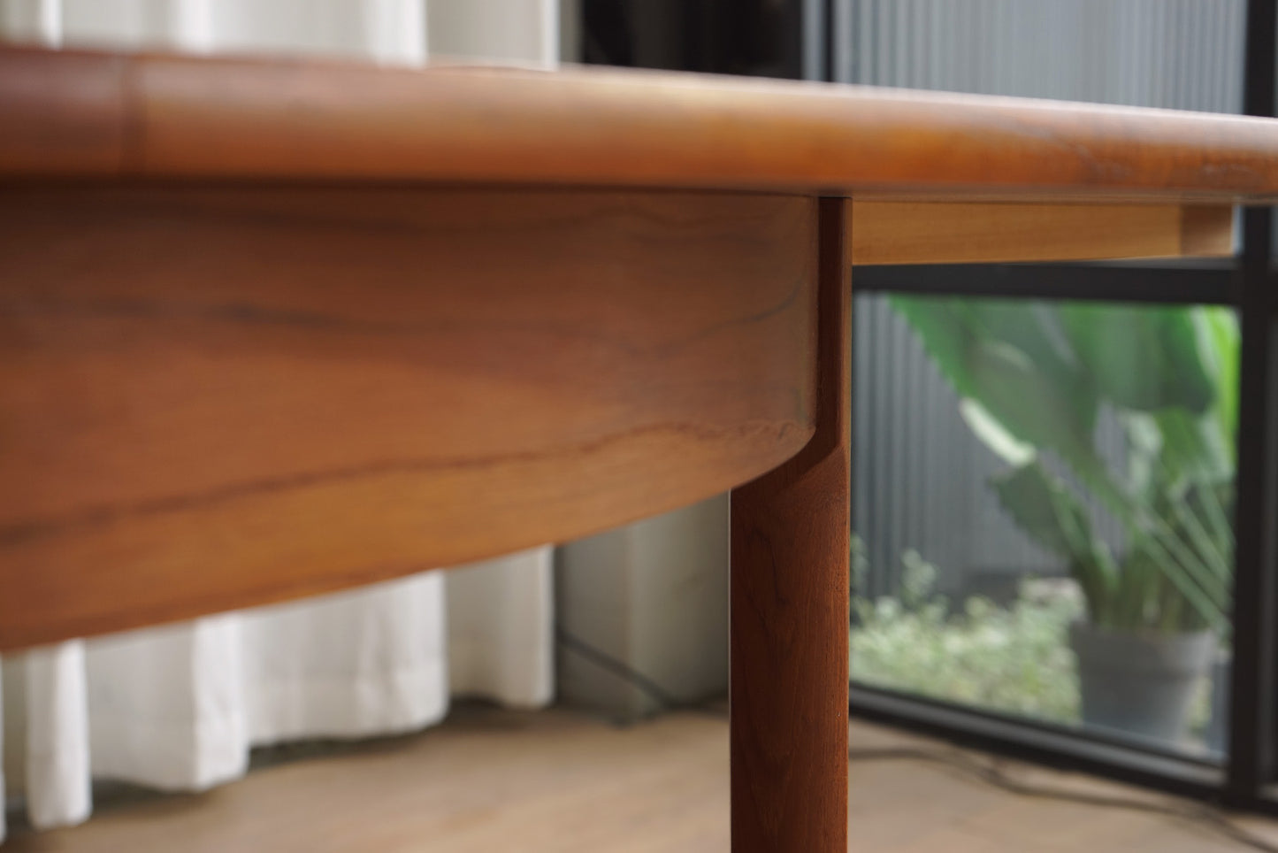 丹麥 柚木 圓形 蝴蝶延伸 餐桌