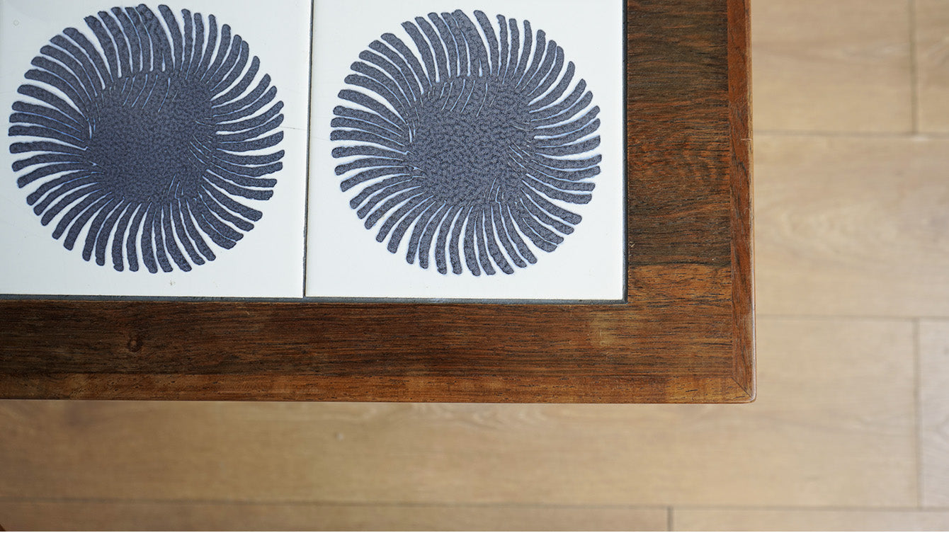 丹麥 玫瑰木 風巢瓷磚 三連桌