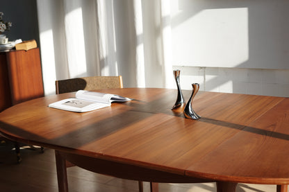 丹麥 柚木 典雅 圓形 蝴蝶延伸餐桌