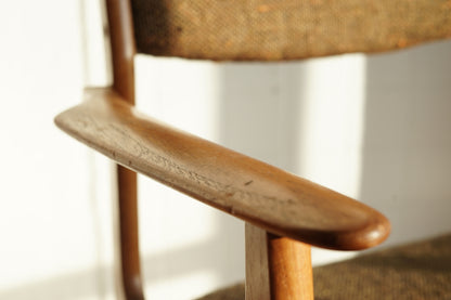 丹麥 Nova Mobler 柚木扶手椅