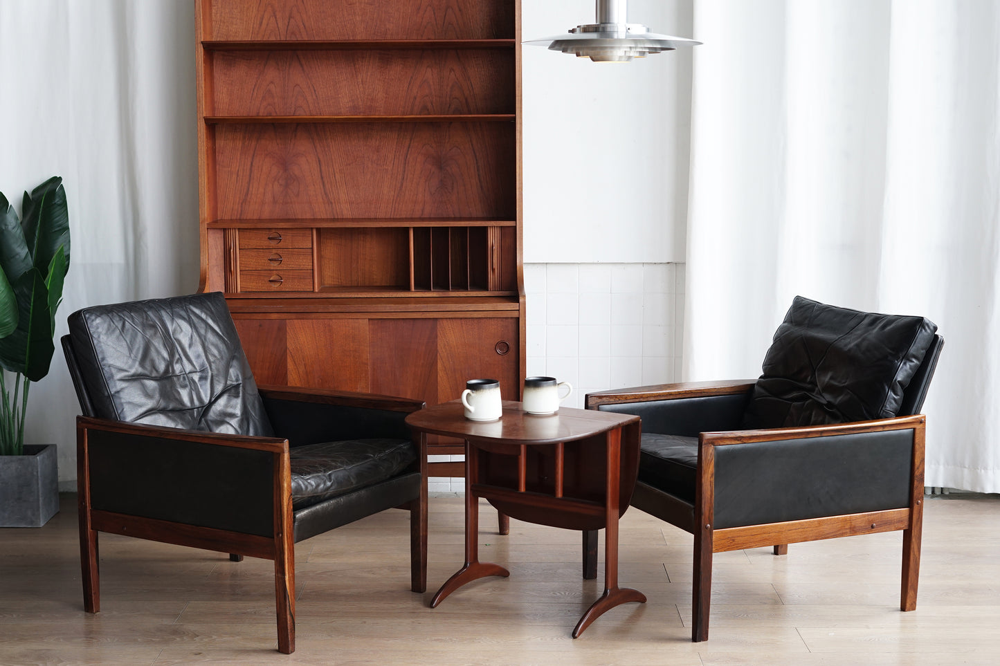 Hans Olsen 丹麥 玫瑰木 皮革 低背扶手椅