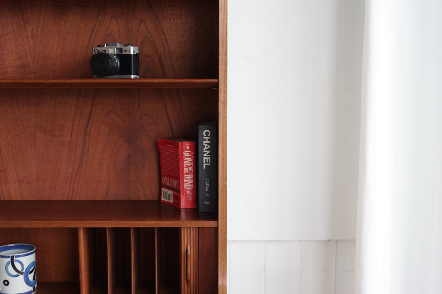 Johannes Sorth 柚木 捲簾 高書櫃