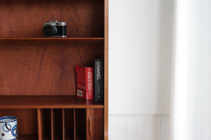 Johannes Sorth 柚木 捲簾 高書櫃