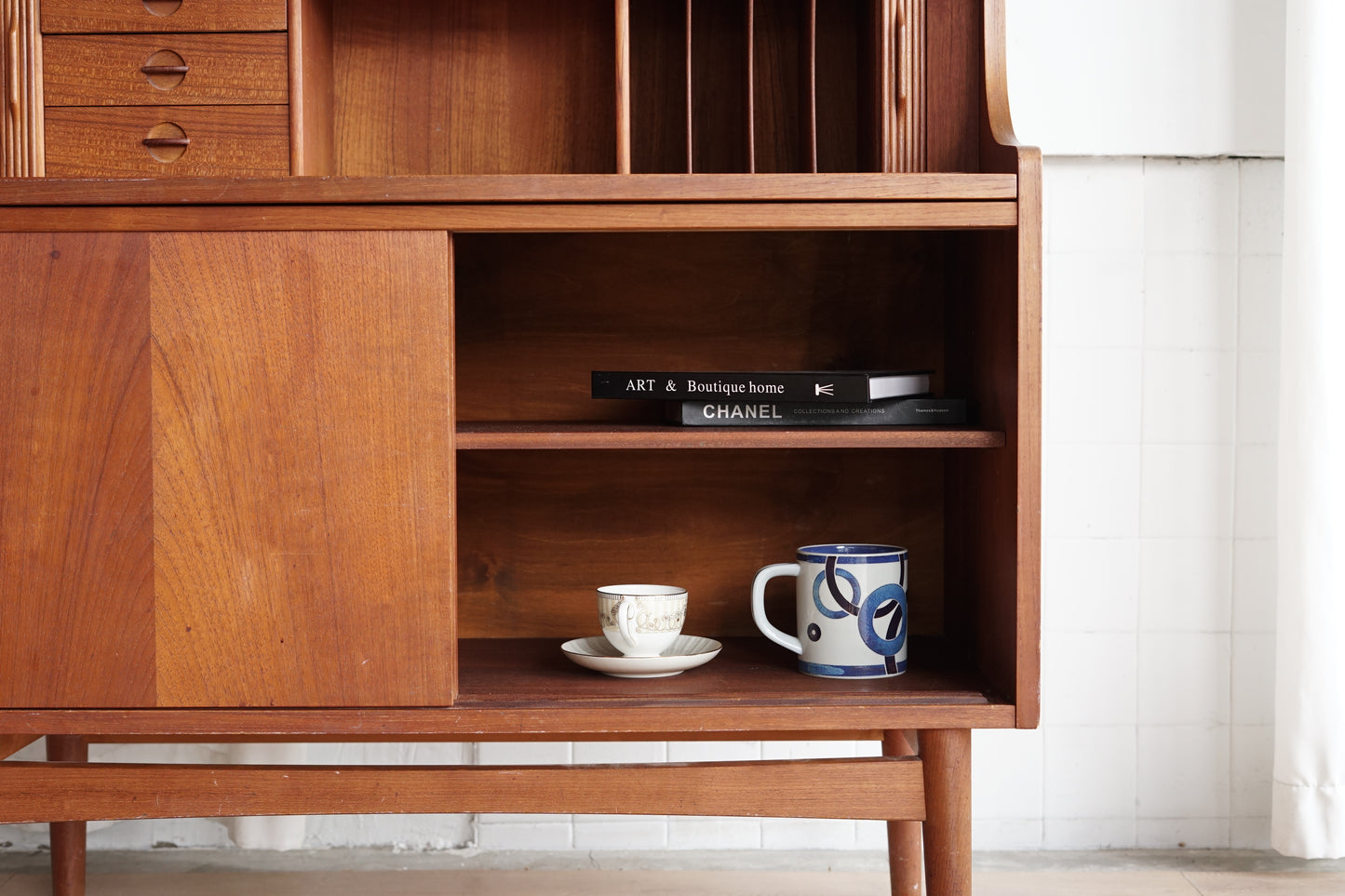 Johannes Sorth 柚木 捲簾 高書櫃