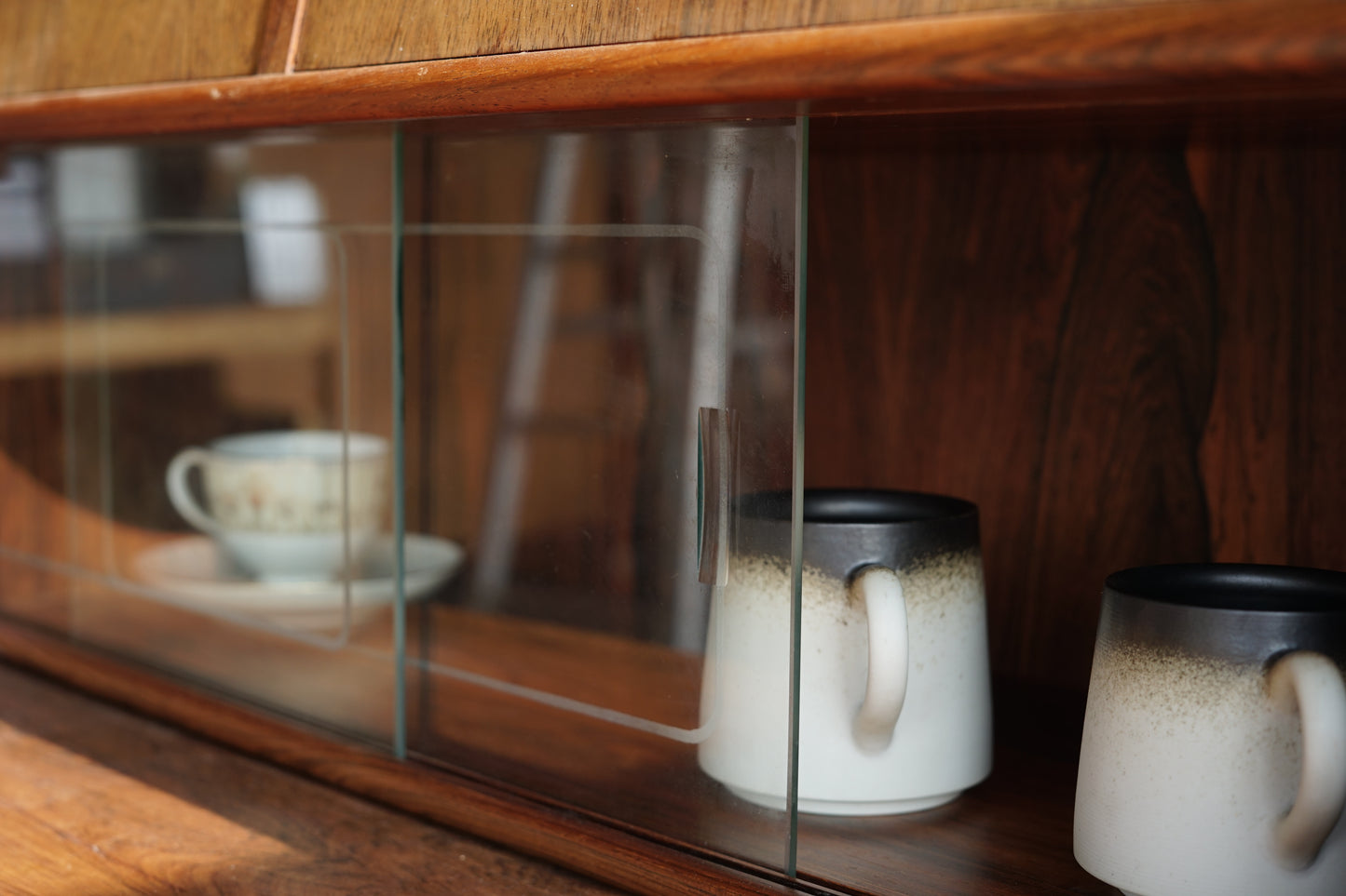 丹麥 玫瑰木 玻璃滑門 寫字櫃