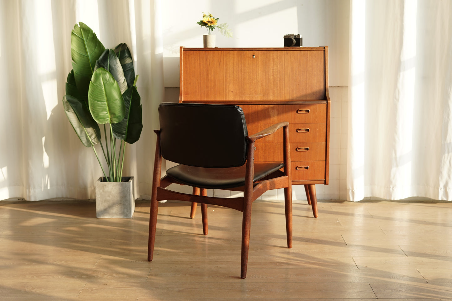 丹麥 柚木 皮革 扶手椅