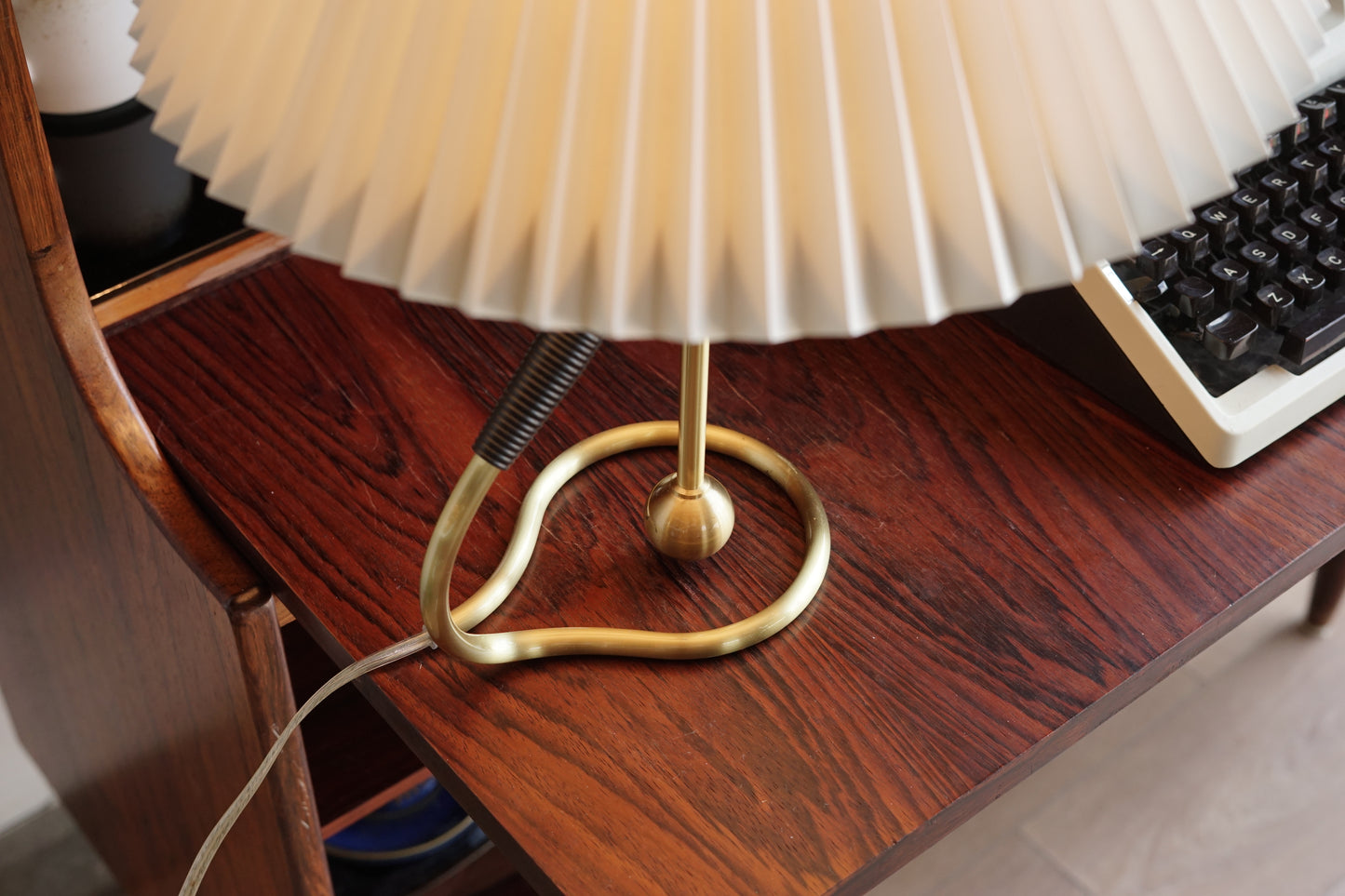 丹麥 Le Klint 306 桌燈