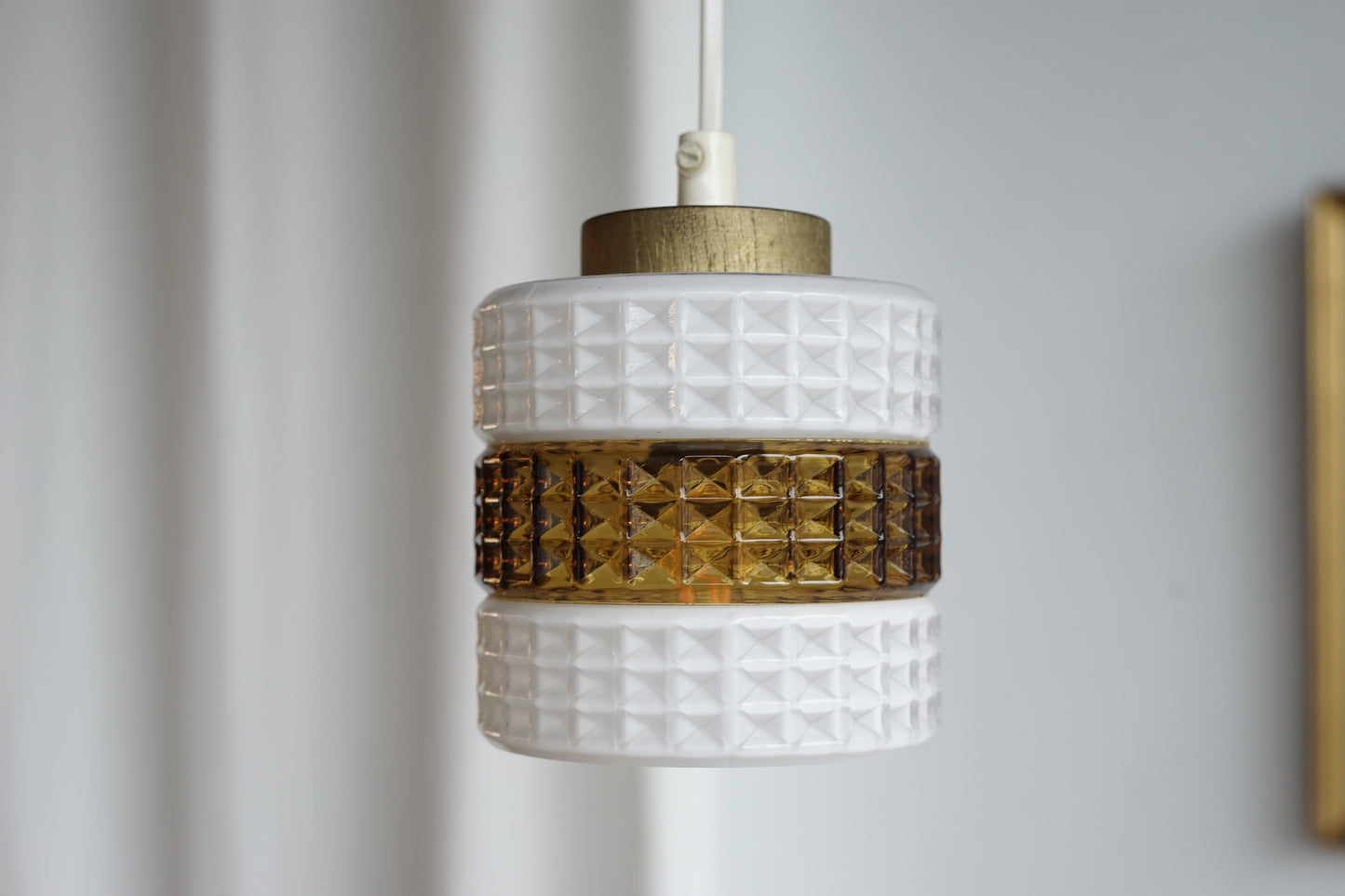 丹麥 黃銅 立體壓紋 小吊燈