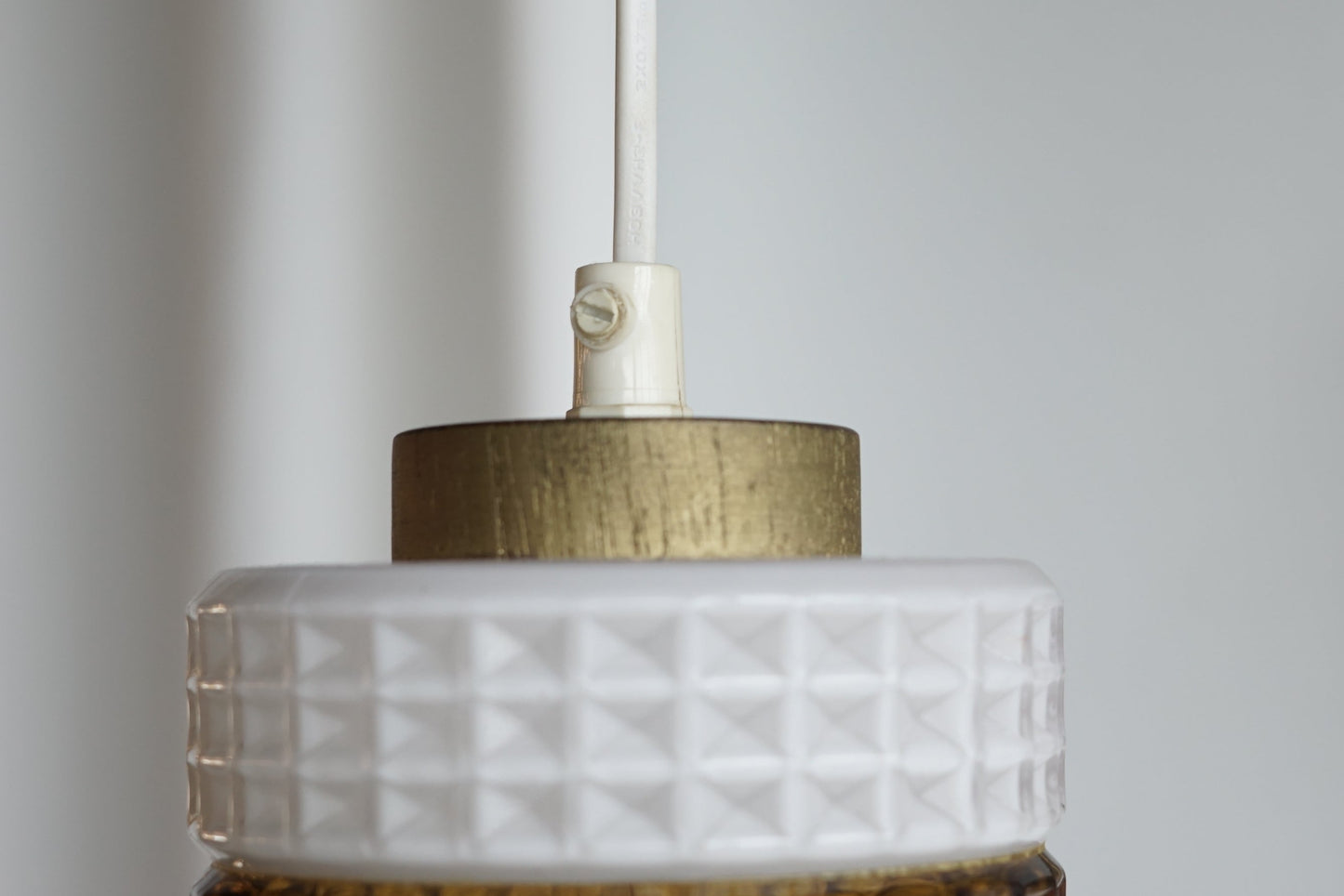 丹麥 黃銅 立體壓紋 小吊燈