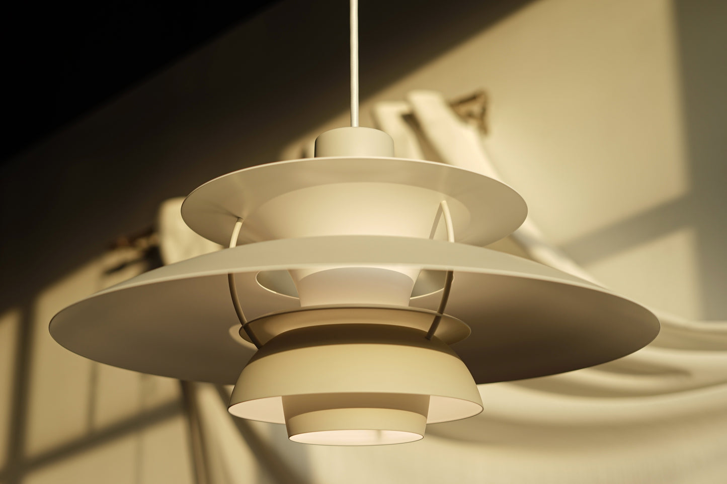 Louis Poulsen PH 5 吊燈 淡錫灰