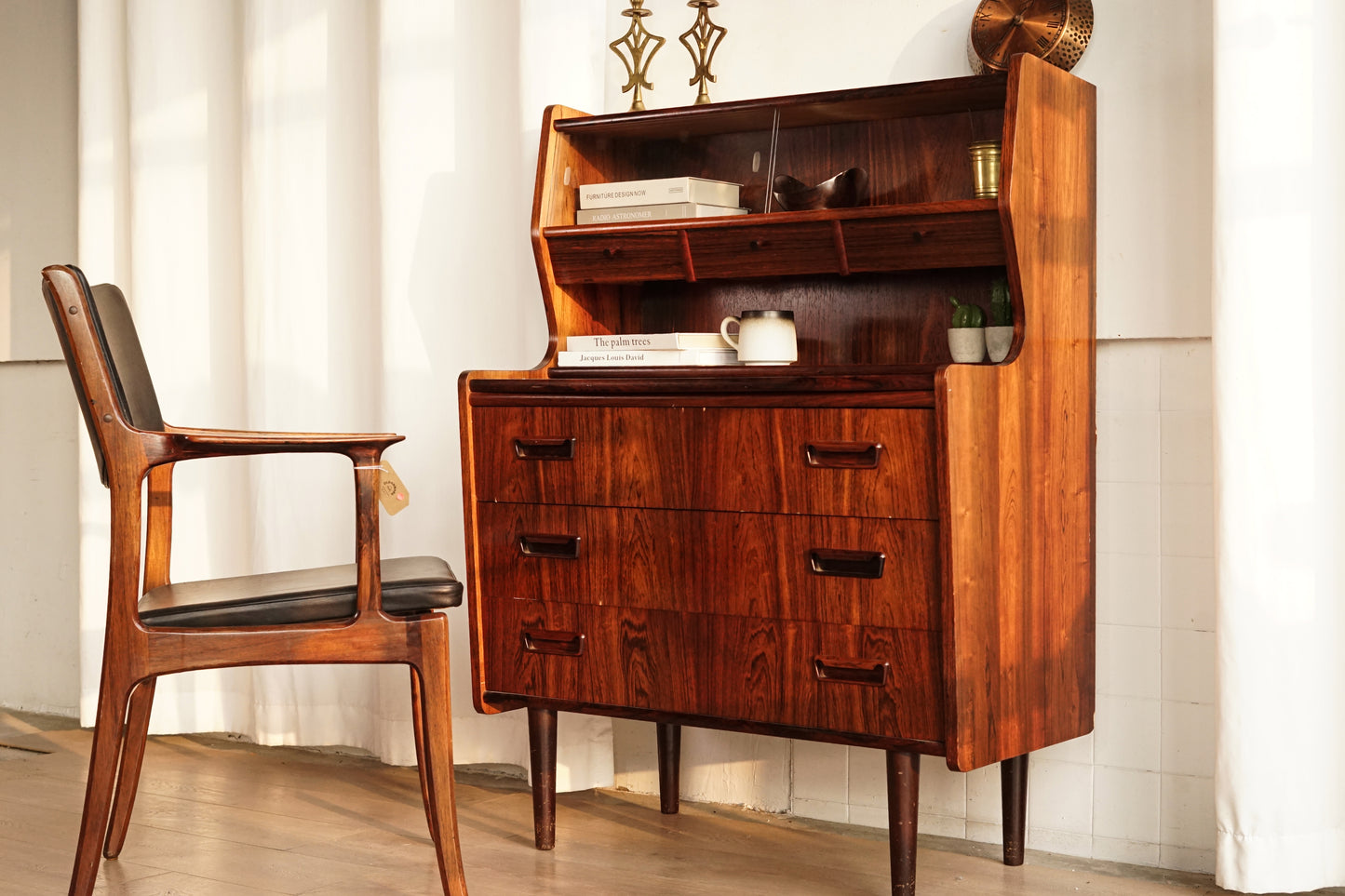 丹麥 典雅 玫瑰木 玻璃 寫字櫃