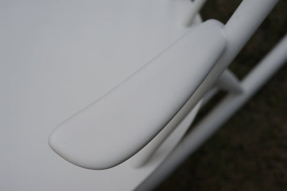 Illum Wikkelsø NR3 純白 扶手 搖椅