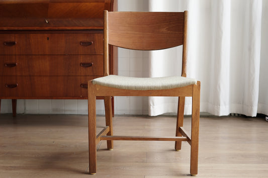 丹麥 弧背 橄欖灰 布墊 餐椅