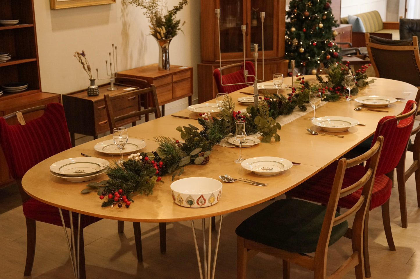 丹麥 Fritz Hansen 櫸木 超橢圓形 延伸 餐桌