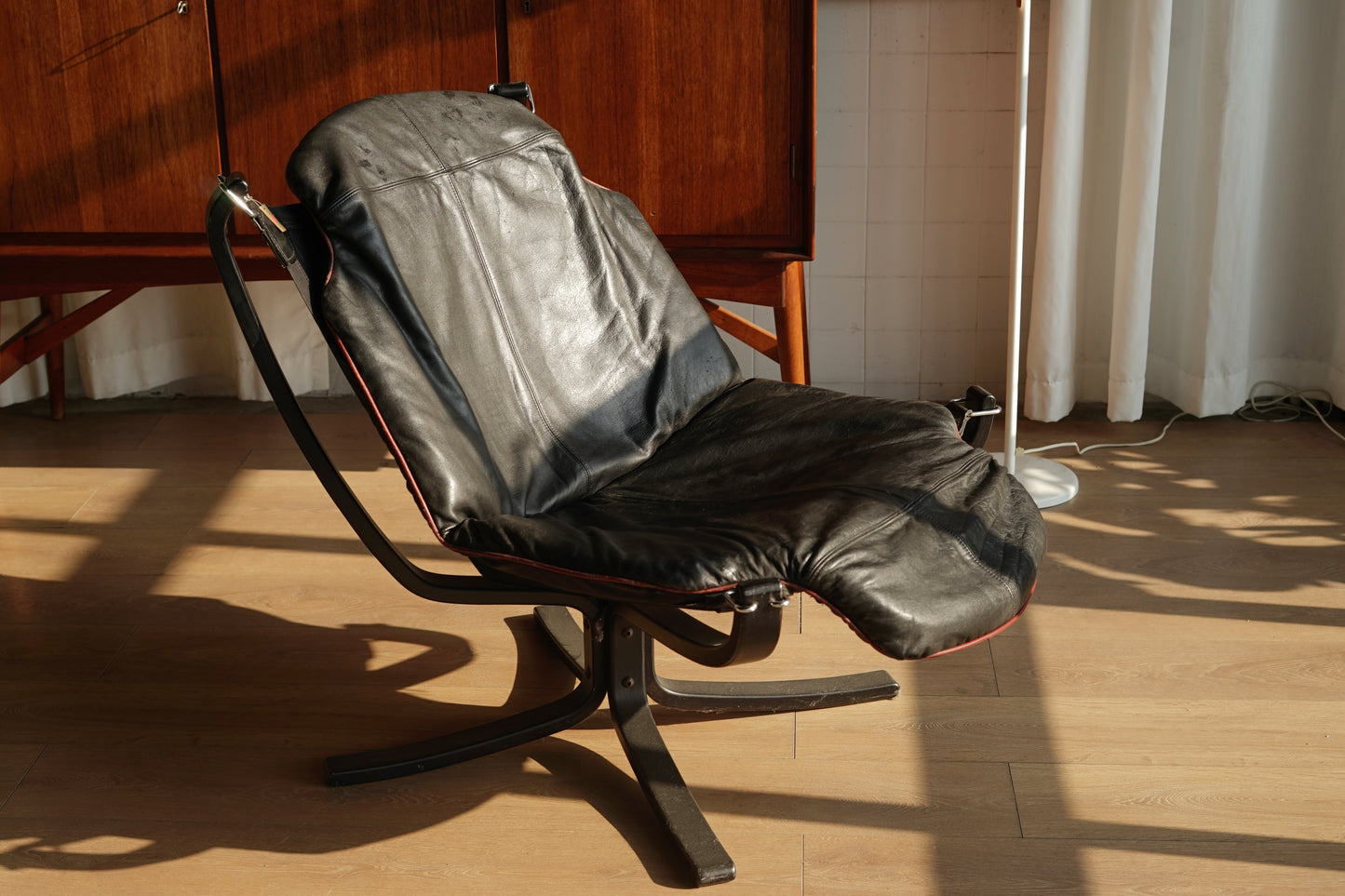 Falcon chair 獵鷹 黑色 皮革 休閒椅