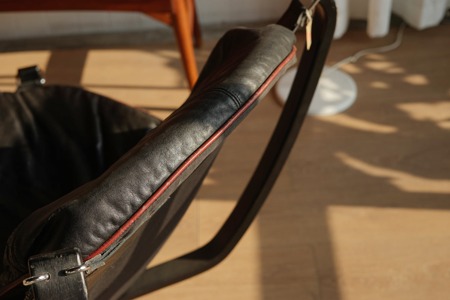 Falcon chair 獵鷹 黑色 皮革 休閒椅