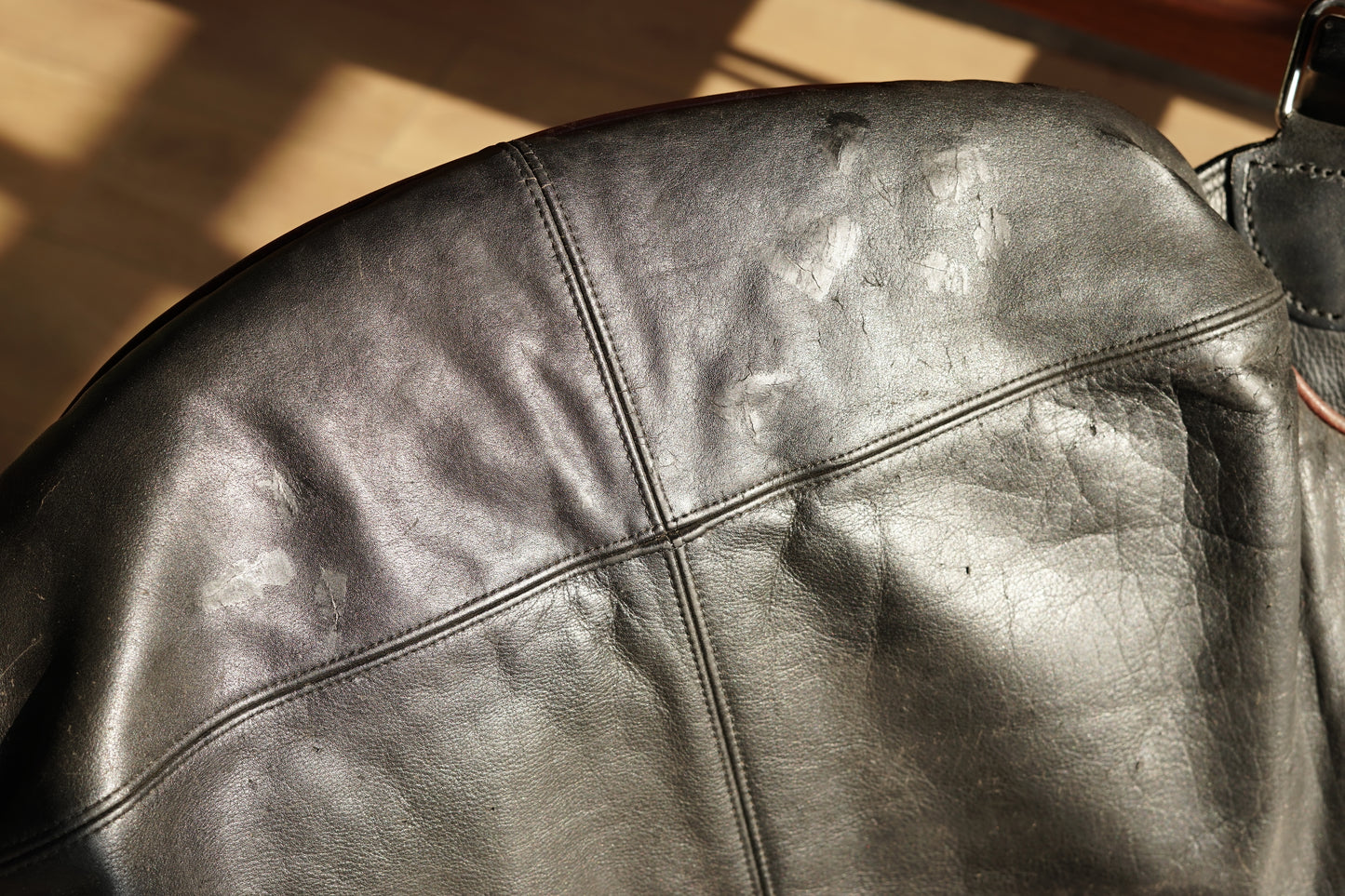 Falcon chair 獵鷹 黑色 皮革 休閒椅