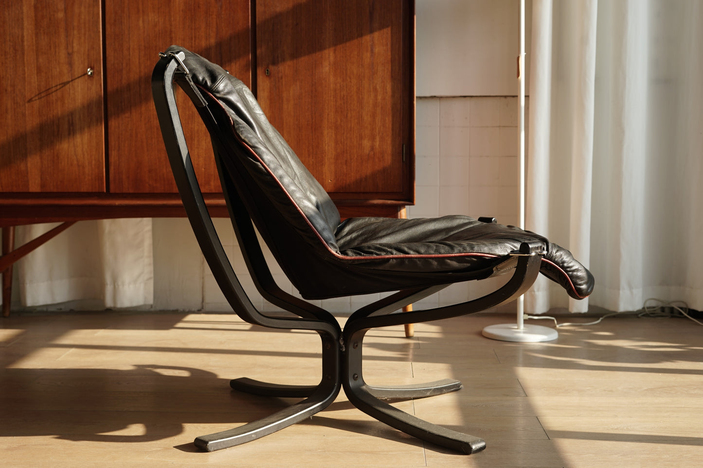 Falcon chair 獵鷹 黑色 皮革 休閒椅