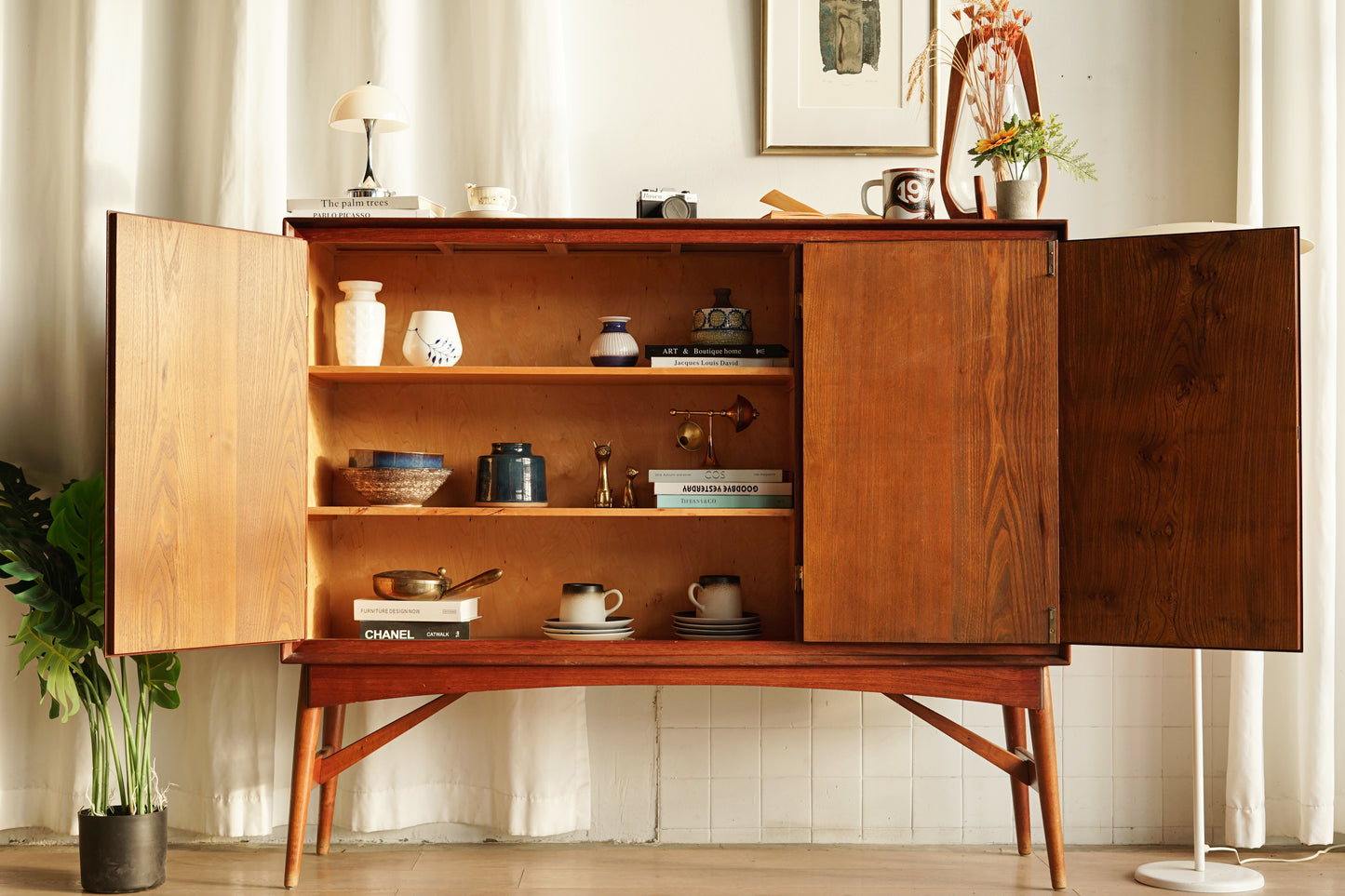 丹麥 柚木 三門 高腳 收納櫃 餐邊櫃