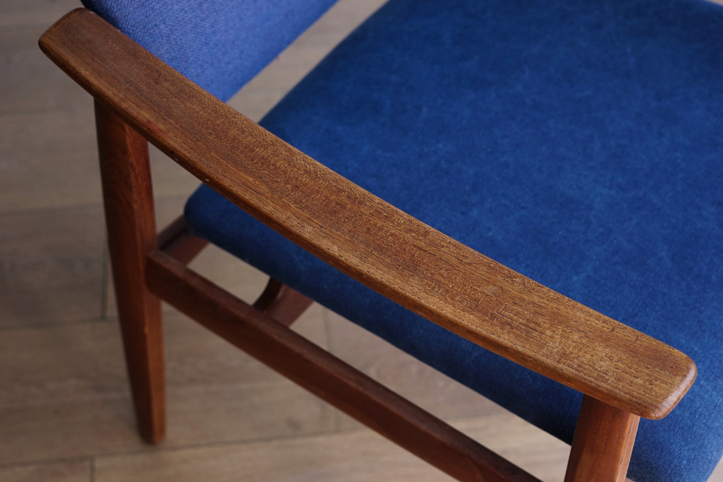 丹麥 Tove & Edvard Kindt-Larsen Model 189 柚木扶手椅