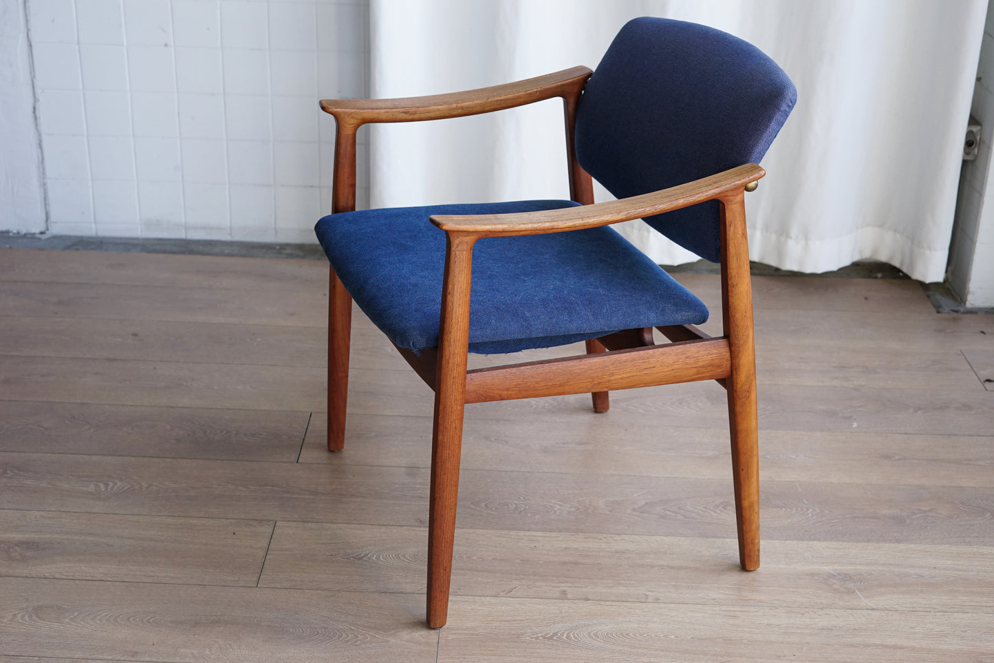 丹麥 Tove & Edvard Kindt-Larsen Model 189 柚木扶手椅