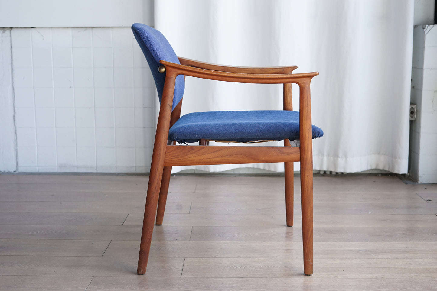 丹麥 Tove & Edvard Kindt-Larsen Model 189 柚木扶手椅