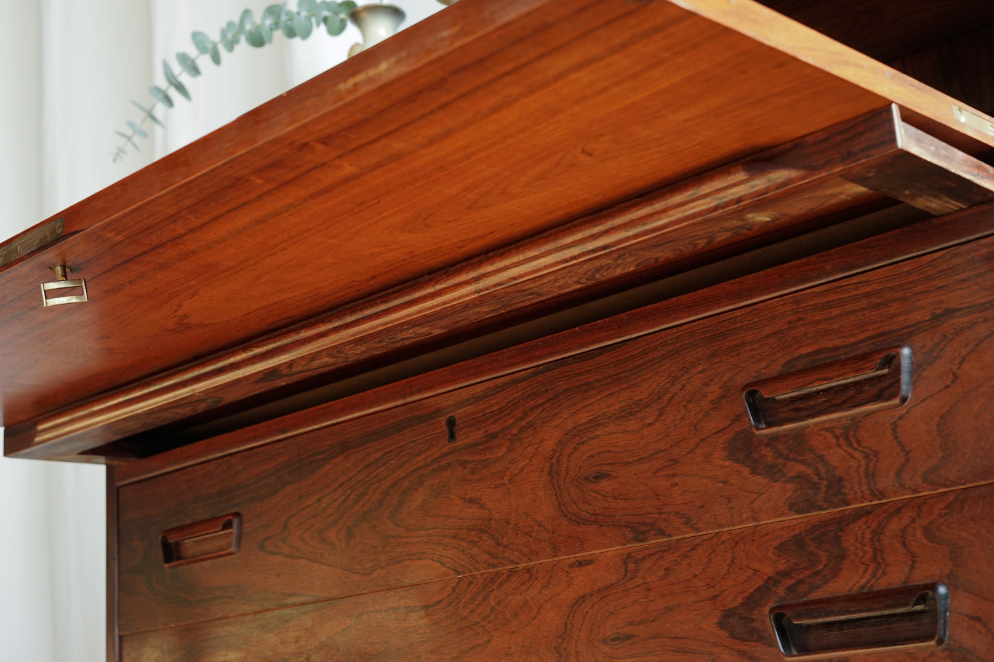 Arne Wahl Iversen Model 68 玫瑰木 寫字櫃 OLDANMARK