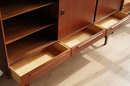 丹麥 柚木 圓形把手 三滑門 高櫃 OLDANMARK